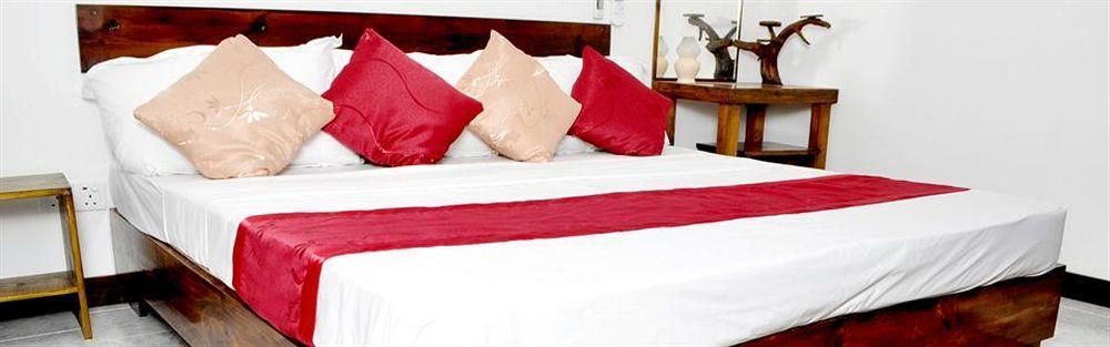 Isle Beach Inn Maldives 外观 照片
