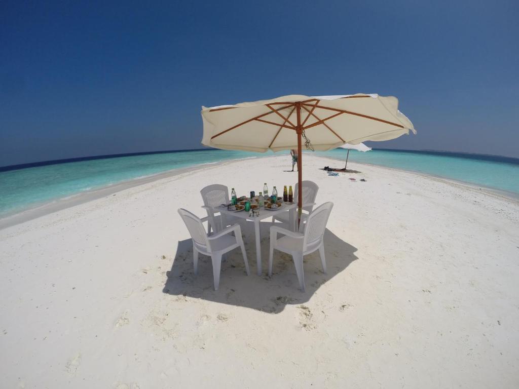 Isle Beach Inn Maldives 外观 照片