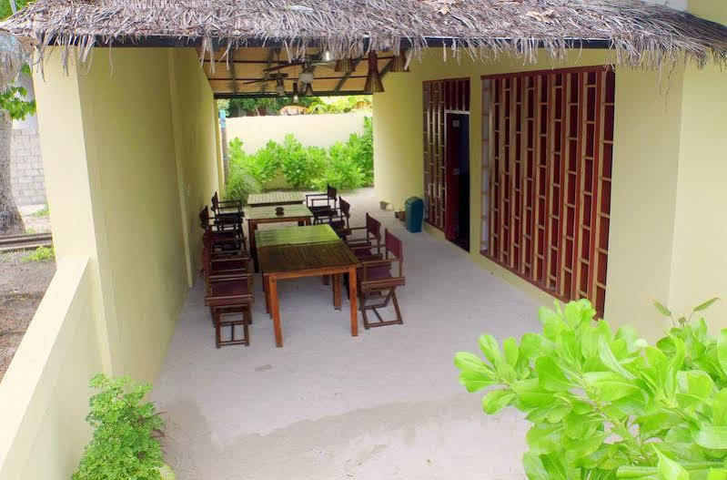 Isle Beach Inn Maldives 外观 照片